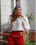Blusa manga longa princesa com gola alta