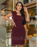 Vestido Midi Elegante com Recorte Moderno na Gola
